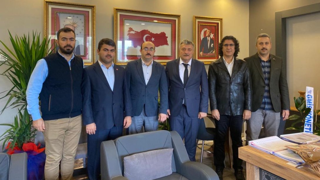 Hayrat Vakfı Zonguldak İl Temsilcisi Murat Onur YAĞIZ ve Vakıf üyeleri,İl Milli Eğitim Müdürümüz Sayın Osman BOZKAN'ı Ziyareti