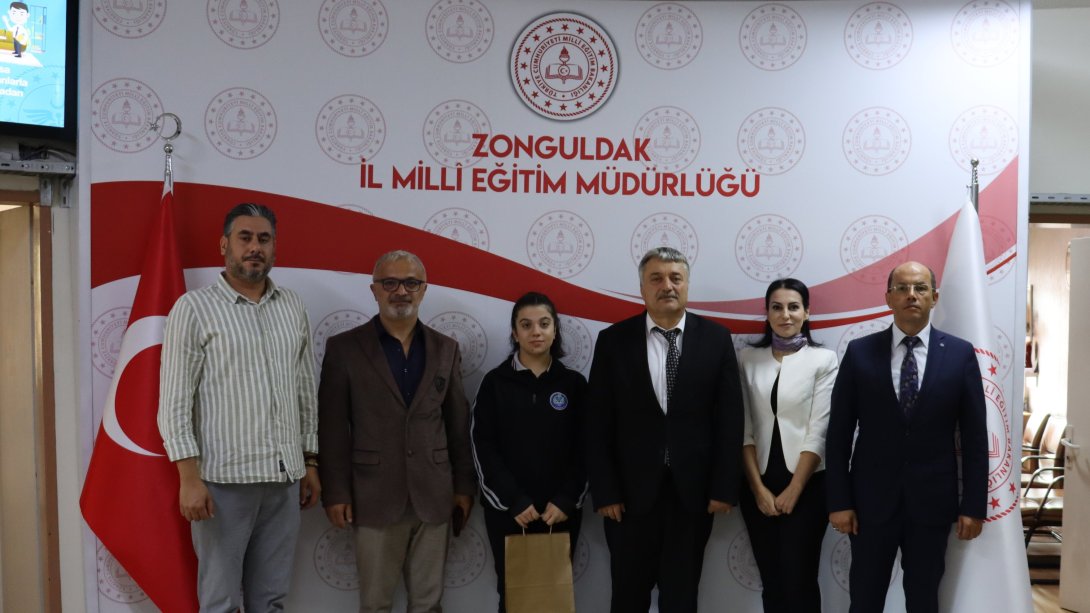 26. Geleneksel Tüketici Ödülleri Türkiye Geneli Liselerarası Karikatür Yarışmasında Türkiye Derecemiz