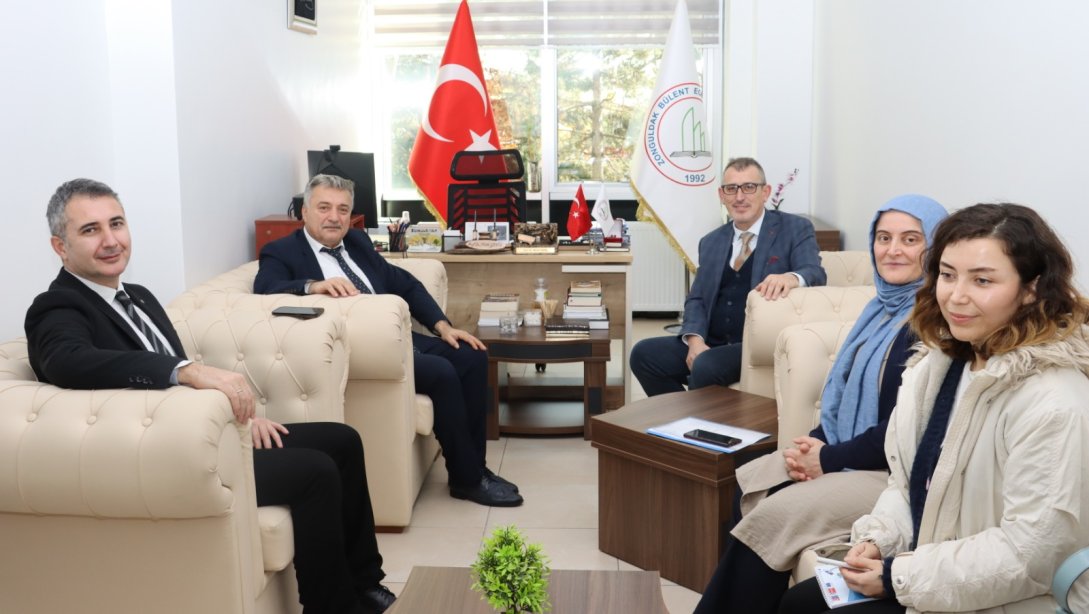 İl Milli Eğitim Müdürümüz Sayın Osman Bozkan, Zonguldak Bülent Ecevit Üniversitesi İnsan ve Toplum Fakültesi Dekanı Prof. Dr. Sayın Melih Geniş'e İadeiziyarette Bulundular