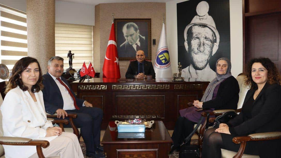 İl Millî Eğitim Müdürümüz Sayın Osman Bozkan,TTK  Genel Müdürü Sayın Muharrem Kiraz'a Nezaket Ziyaretinde Bulundular