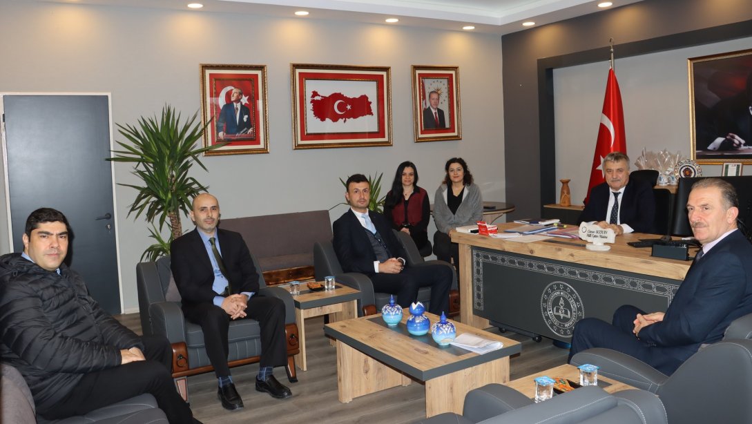 Zonguldak Mesleki ve Teknik Anadolu Lisesi Müdürü Muhammet Yıldız ve öğretmenlerimiz, İl Milli Eğitim Müdürümüz Sayın Osman Bozkan'ı Ziyaret ettiler
