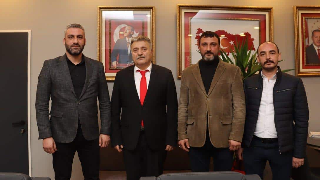 Zonguldak Ülkü Ocakları İl Başkanı Gökmen Karali ve Yönetim Kurulu Üyelerinin, İl Millî Eğitim Müdürümüz Sayın Osman BOZKAN'ı ziyareti