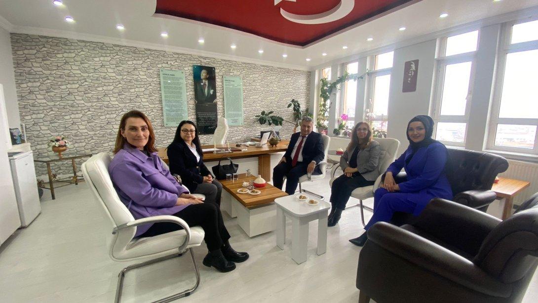 Millî Eğitim Bakanlığı Bakanlık Müşaviri Sayın Dilek Kaya ve İl Millî Eğitim Müdürümüz Sayın Osman Bozkan, Zonguldak Mesleki Eğitim Merkezine Ziyarette Bulundular 