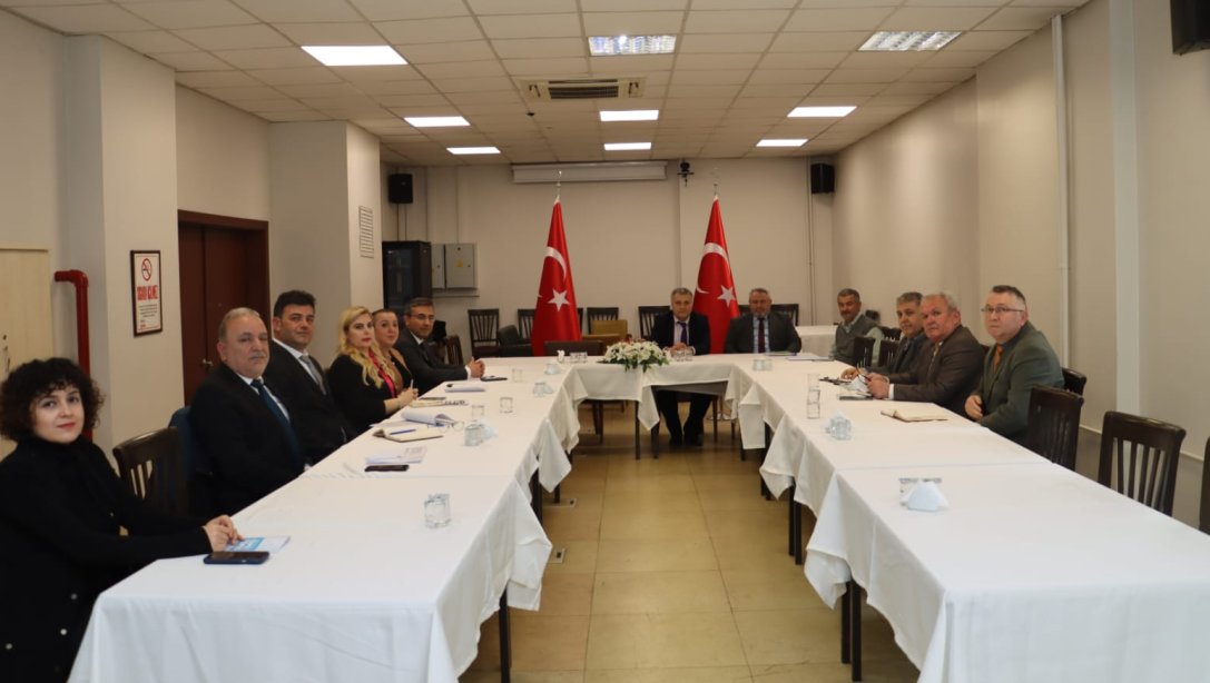 İl Millî Eğitim Müdürümüz Sayın Osman Bozkan'ın Başkanlığında Bilgilendirme ve Değerlendirme Toplantısı Gerçekleştirildi