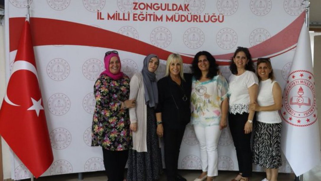 Zonguldak Karaelmas Girişim ve Üretim Kadın Kooperatifi Yönetim Kurulu ve Üyeleri İl Millî Eğitim Müdürümüz Züleyha ALDOĞAN'ı ziyaret ettiler.