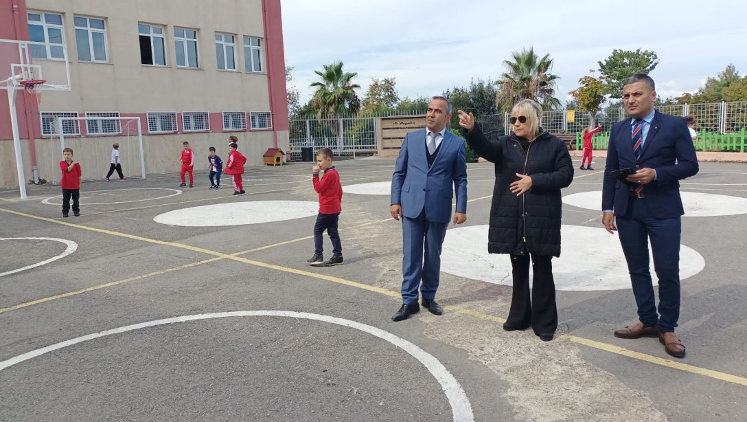 İl Millî Eğitim Müdürümüz Züleyha ALDOĞAN, Müdür Yardımcılarımızla birlikte Zonguldak İlkokulu'nu ziyaret etti.