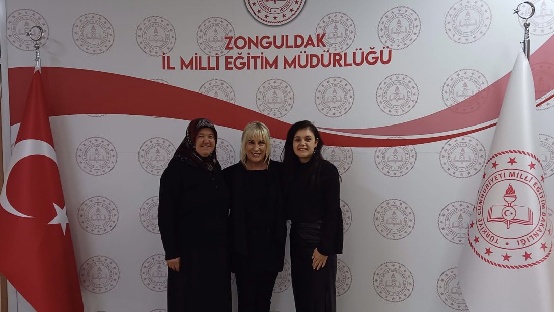 Zonguldak Kdz. Ereğli Mehmet Ali Bozkurt ve Kadri Yılmaz Anadolu Lisesi Müdür Yardımcısı Cemile BOZKURT, İl Milli Eğitim Müdürümüz Züleyha ALDOĞAN'a ziyarette bulundular.