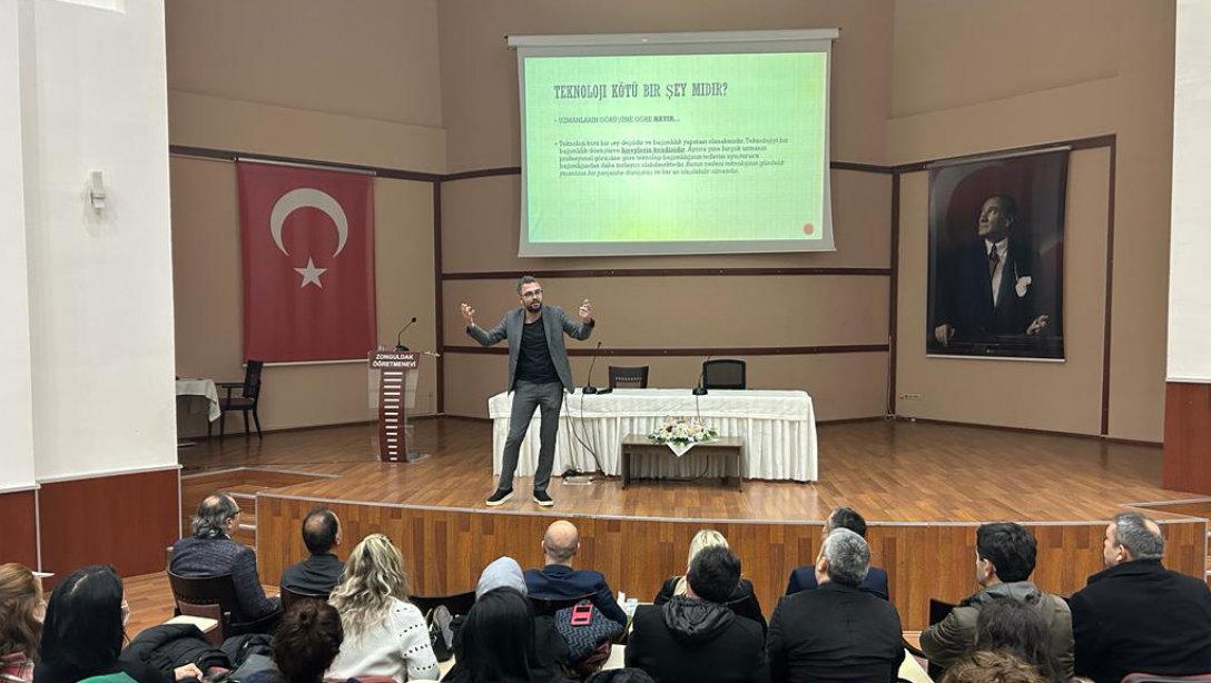 Zonguldak Bülent Ecevit Üniversitesi ve İl Millî Eğitim Müdürlüğümüz İşbirliğiyle okul öncesi velilerimize '' Çocuklarda Teknoloji Bağımlılığı '' konulu seminer gerçekleştirildi.