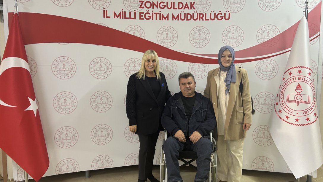 Çatalağzı Engelliler Derneği Başkanı Özcan ALBAS, İl Millî Eğitim Müdürümüz Züleyha ALDOĞAN'a nezaket ziyaretinde bulundu.
