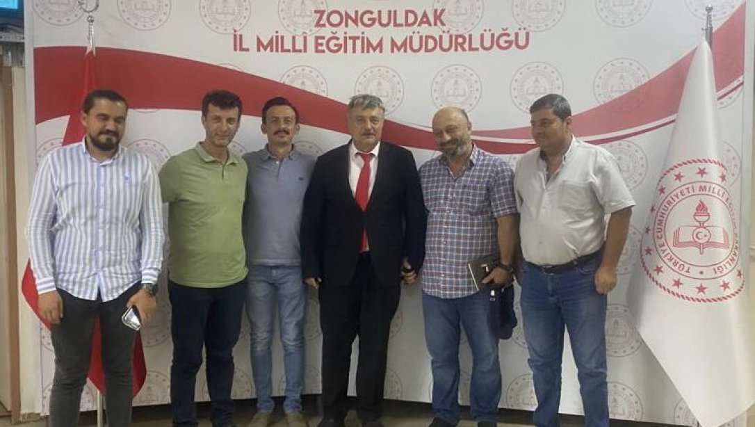 Zonguldak Merkez İlçe Motorlu Taşıt Sürücü Kursları Kurucuları, İl Milli Eğitim Müdürümüz Sn. Osman Bozkan'ı Ziyareti