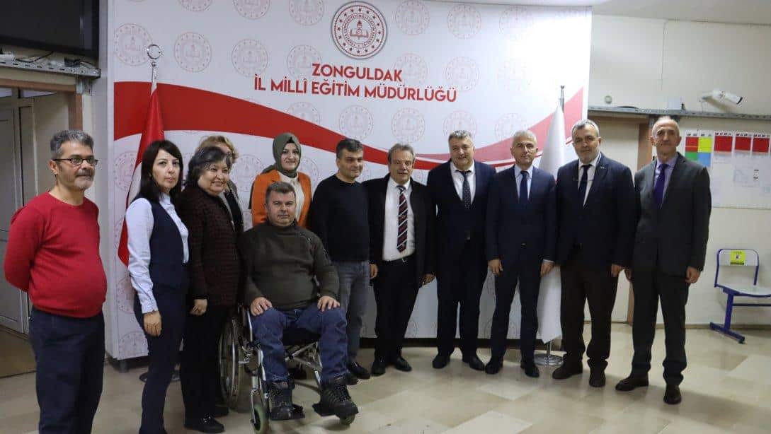 3 Aralık Dünya Engelliler Günü Dolayısıyla İlgili Dernek Yönetici ve Temslcileri  İl Millî Eğitim Müdürümüz Sayın Osman BOZKAN'a Ziyarette Bulundular