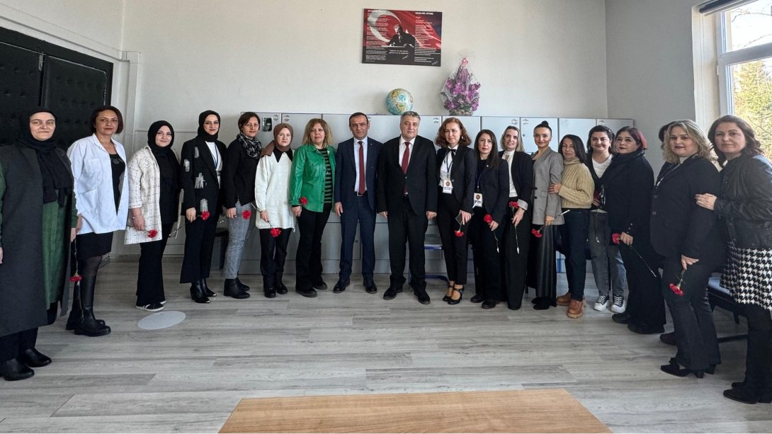 İl Millî Eğitim Müdürümüz Sayın Osman Bozkan; Zonguldak Mehmet Çelikel Lisesi Öğretmenlerini Ziyaret Ederek, 8 Mart Dünya Kadınlar Günü'nü Kutladı 