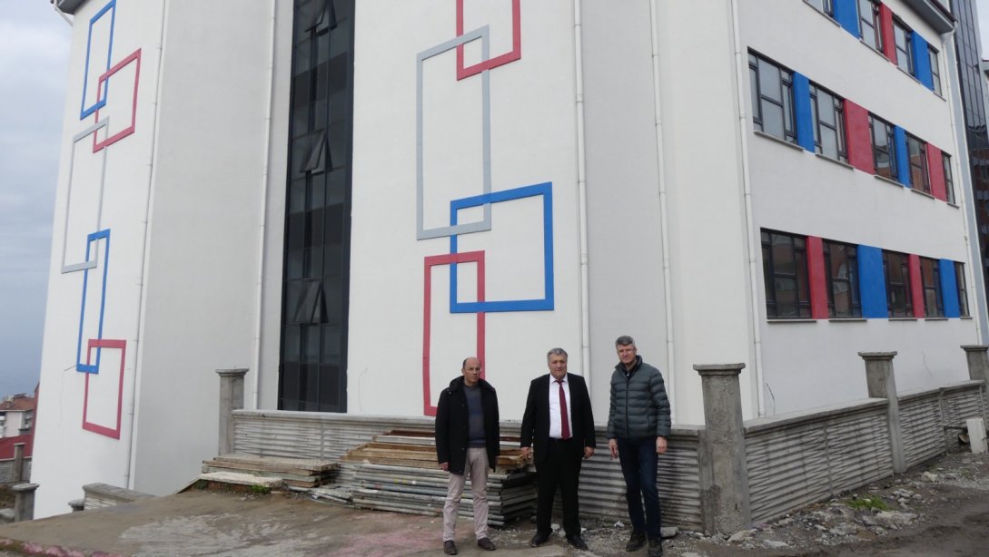 İl Millî Eğitim Müdürümüz Sayın Osman Bozkan; Fiziki gerçekleşmesi %95 tamamlanan Zonguldak Merkez Bahçelievler İlkokulu inşaatını, Derslik Eklenti ve Bölümlerini Yerinde İnceledi
