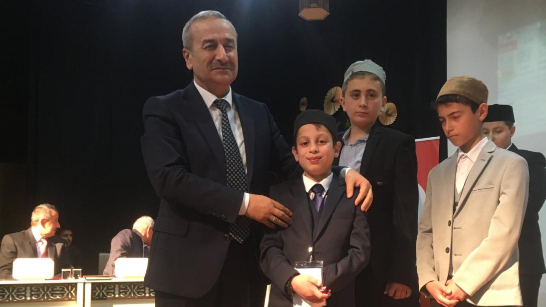Zonguldak Anadolu İmam Hatip Lisesi Öğrencimizin Bölge İkinciliği Başarısı