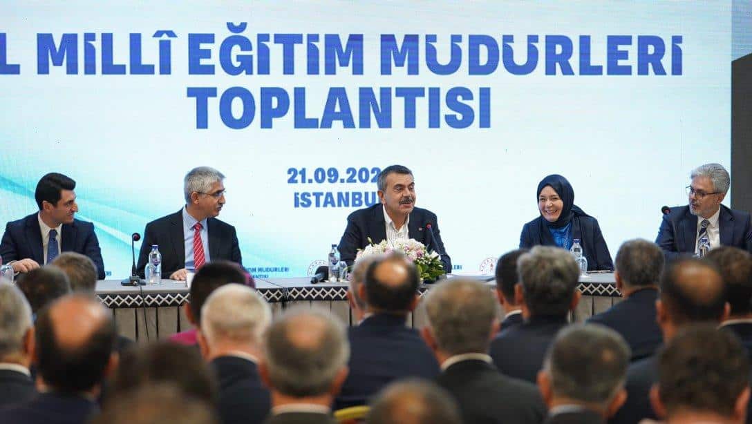 İl Millî Eğitim Müdürümüz Sayın Osman Bozkan Millî Eğitim Bakanımız Prof. Dr. Sayın Yusuf Tekin Başkanlığında 81 İl Millî Eğitim Müdürüyle Yapılan Toplantıya Katıldı