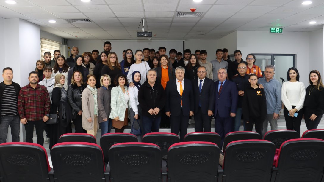 Mesleki Eğitim Akreditasyonu Kapsamında, Konsorsiyum Üyesi Olarak Kabul Ettiğimiz Okullarımızın Yönetici, Öğretmen ve Öğrencilerine Yönelik Bilgilendirme Toplantısı Gerçekleştirildi