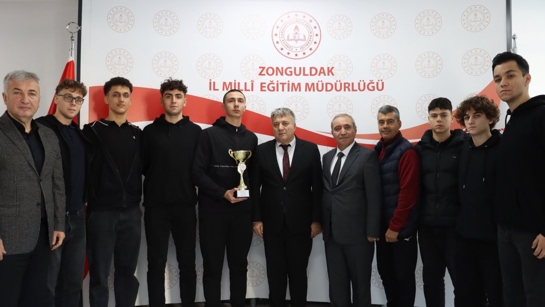 Zonguldak Okullar Arası Basketbol Genç Erkek-A Müsabakalarında 