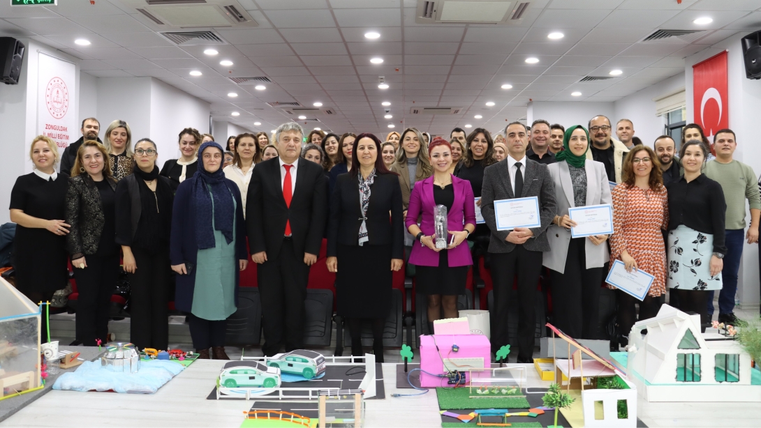 STEM Eğitimi Çalıştayı Sertifika Töreni Düzenlendi