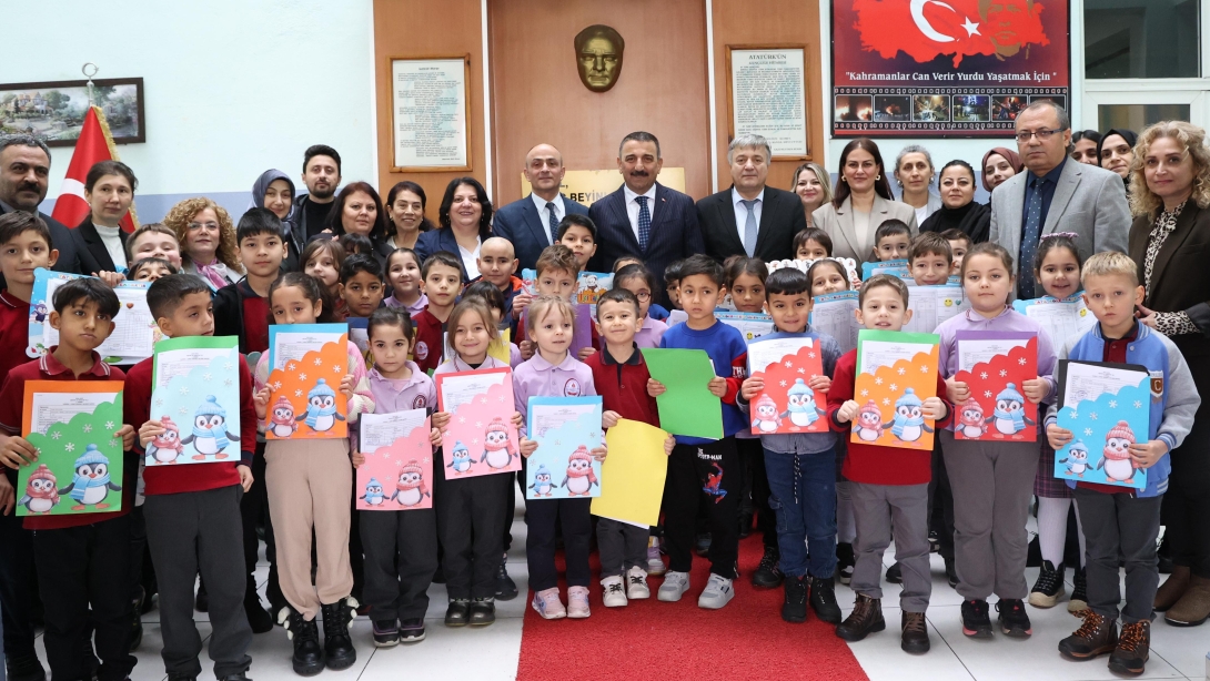 Başarılarla Dolu Bir Dönemin Ardından Öğrencilerimiz Karnelerini Aldılar